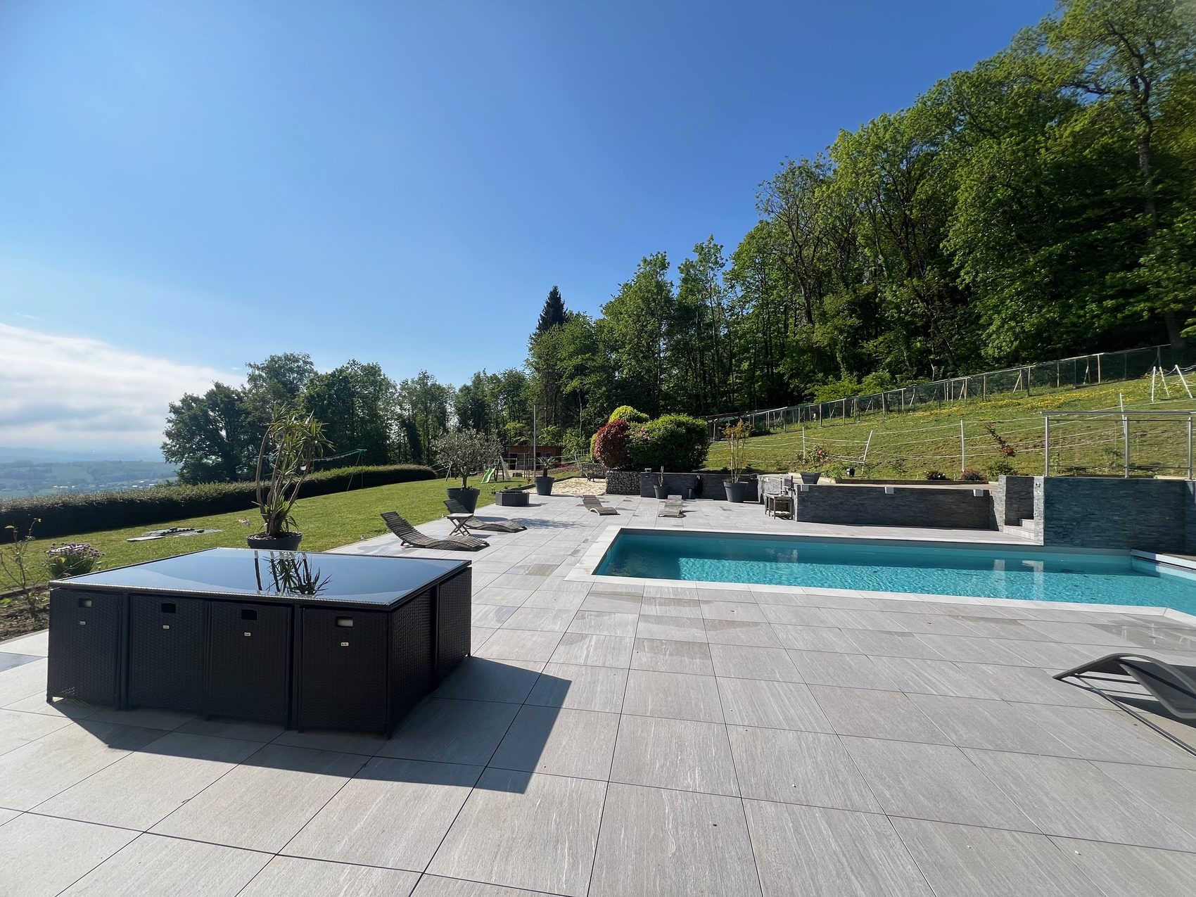 Piscine chauffée et vue